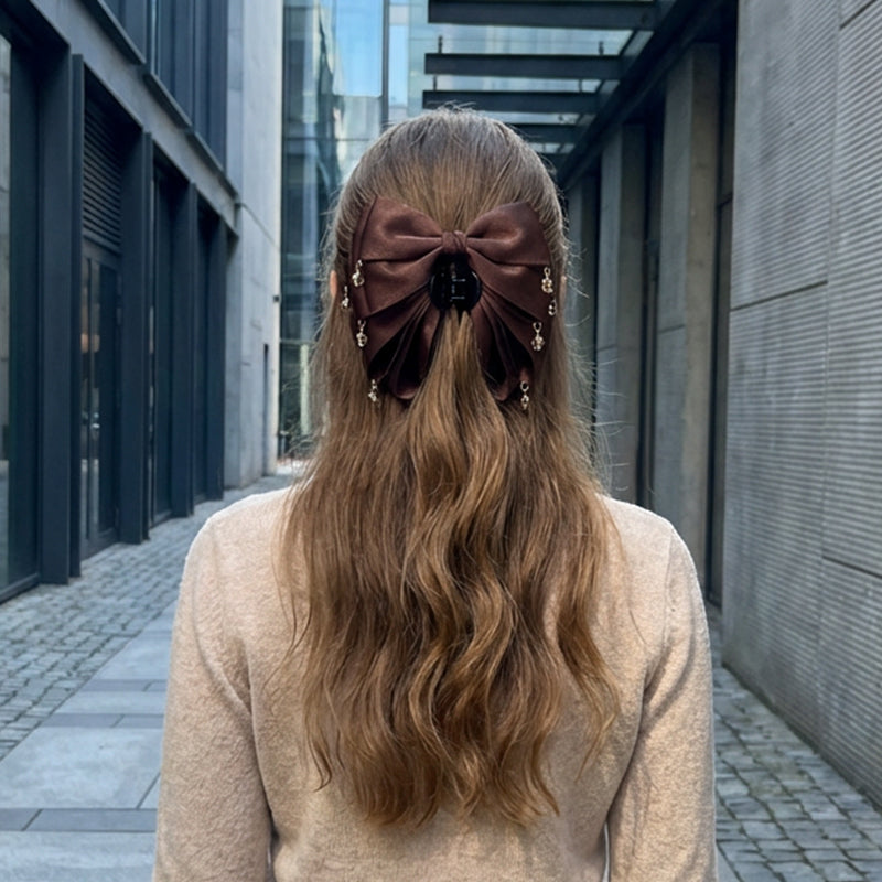 Elegant Bow Hair Claw With Sparkling Tassels